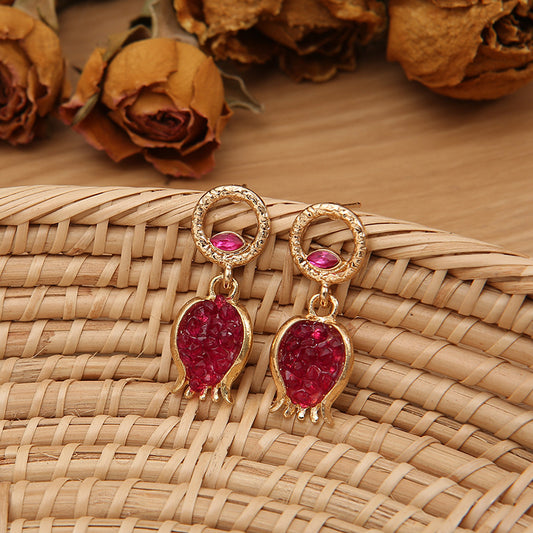 Charming Earring for Any Occasion