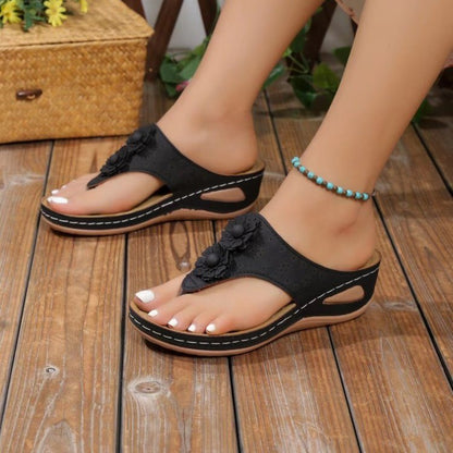 Chic Orthopedic Sandals with Unique Design