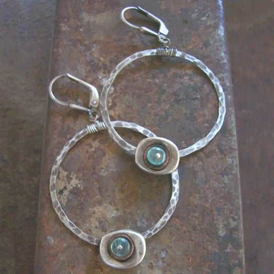 Charming Earring for Any Occasion