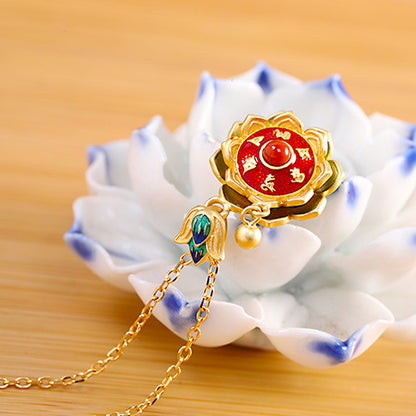 Romantic Gold Pendant for Special Moments