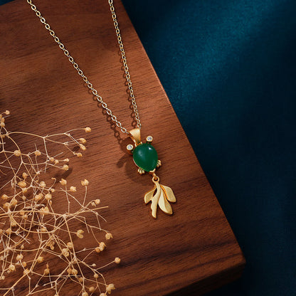 Romantic Gold Necklace for Special Moments