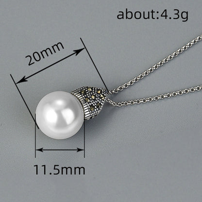 Classic Pearl Set with Timeless Appeal