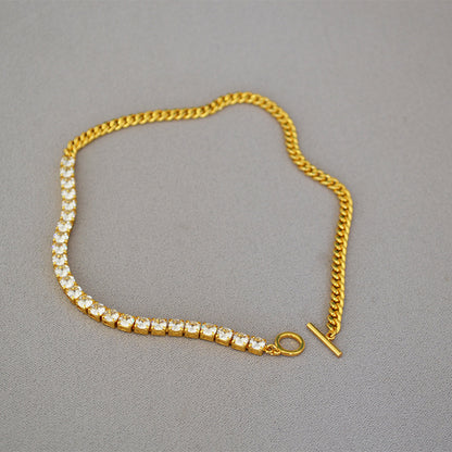 Romantic Gold Necklace for Special Moments
