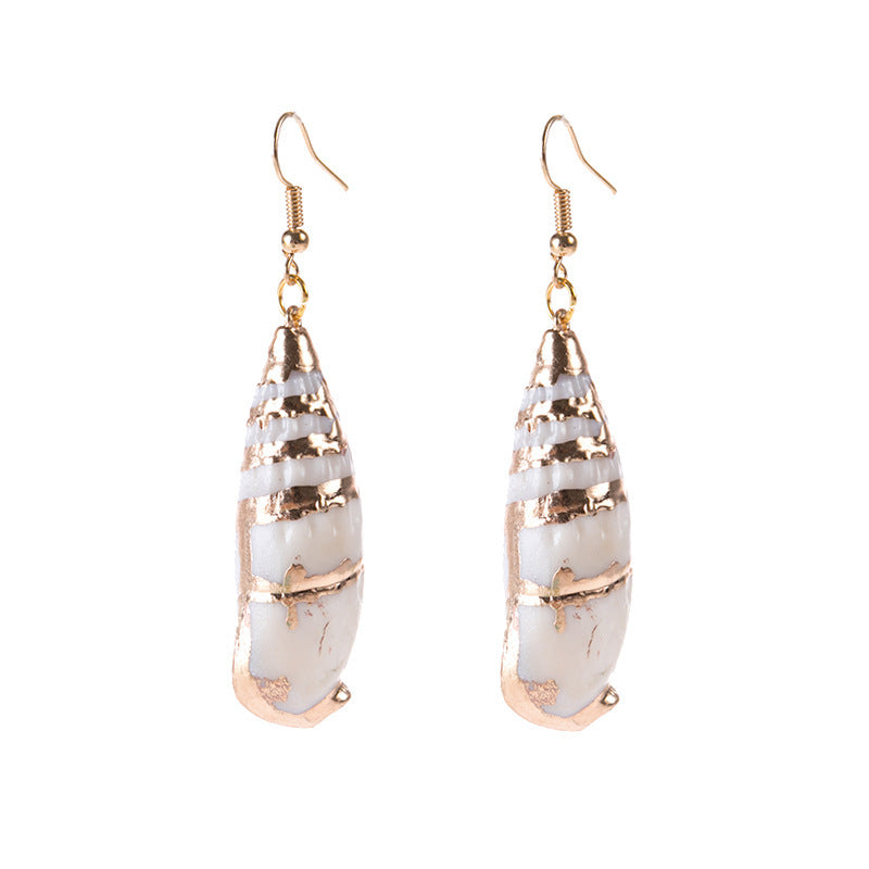 Elegant Gold Earring for Every Occasion