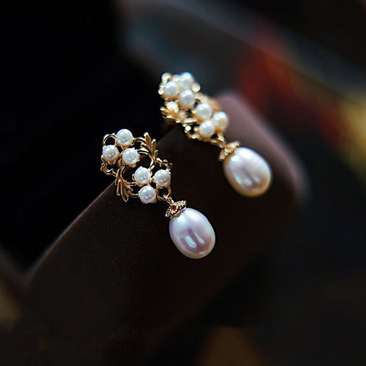 Beautiful Silver Earring with Unique Style