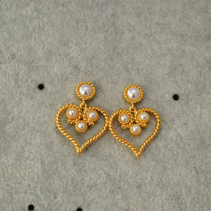 Beautiful Silver Earring with Unique Style