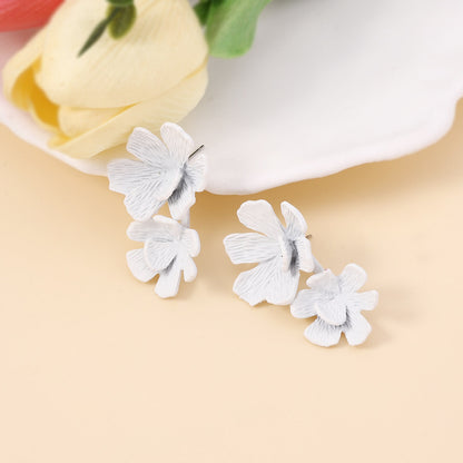 Classic Earring with Timeless Appeal