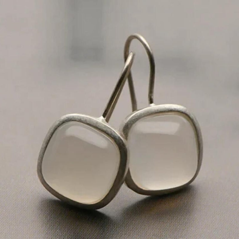 Charming Silver Earring for Any Occasion