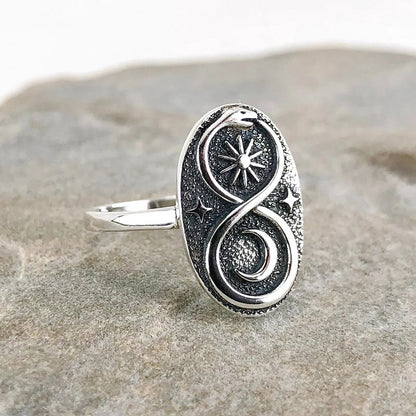 Charming Piece for Any Occasion