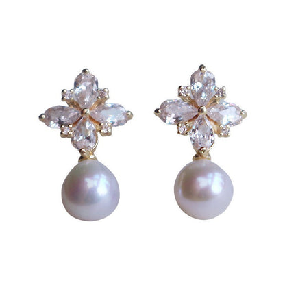 Romantic Pearl Earring for Special Moments