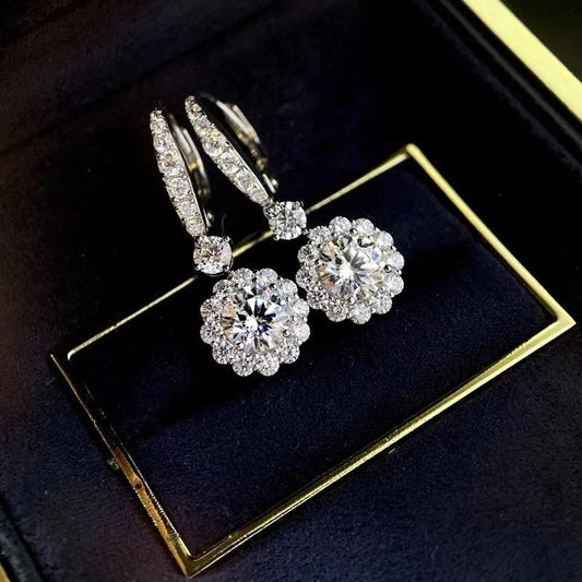 Charming Earring for Any Occasion