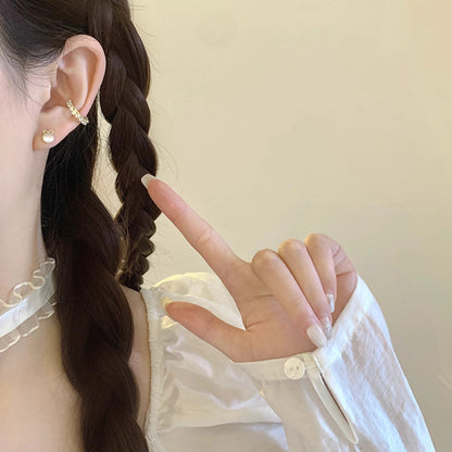 Charming Pearl Earring for Any Occasion