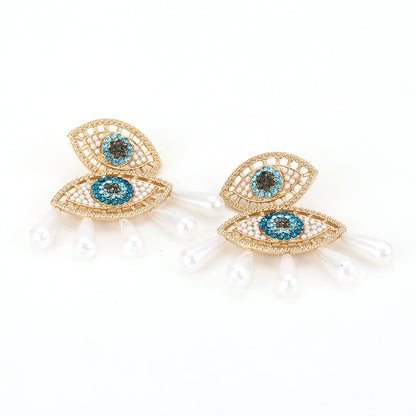 Stunning Pearl Earring for Daily Wear