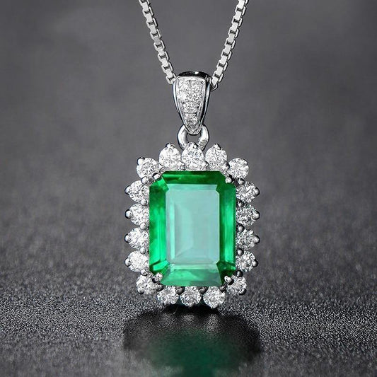 Classic Necklace with Timeless Appeal