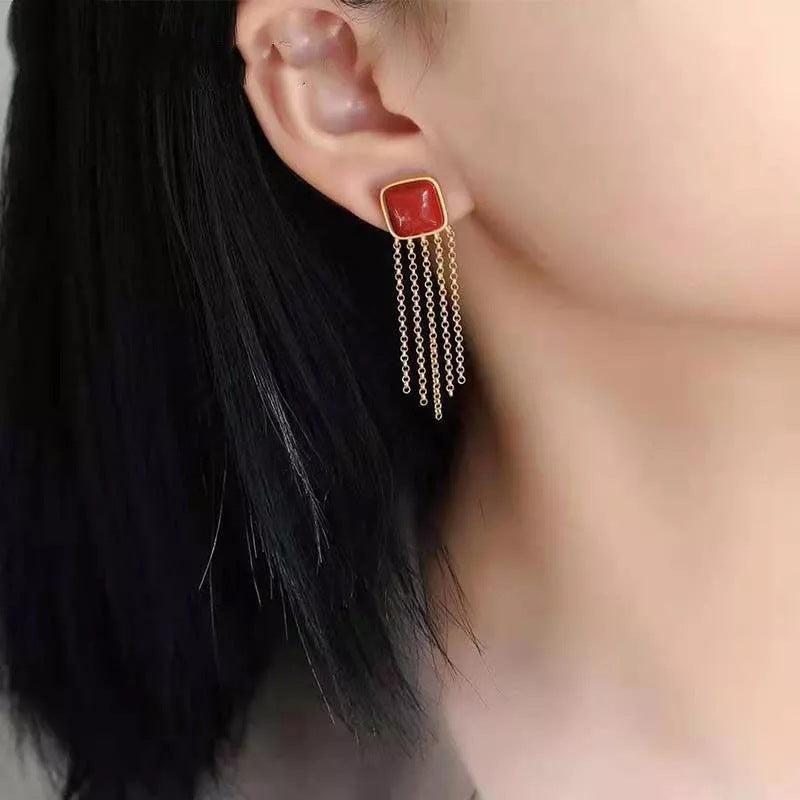Vintage Handmade Gold Earring