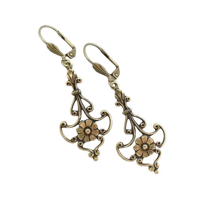 Charming Earring for Any Occasion