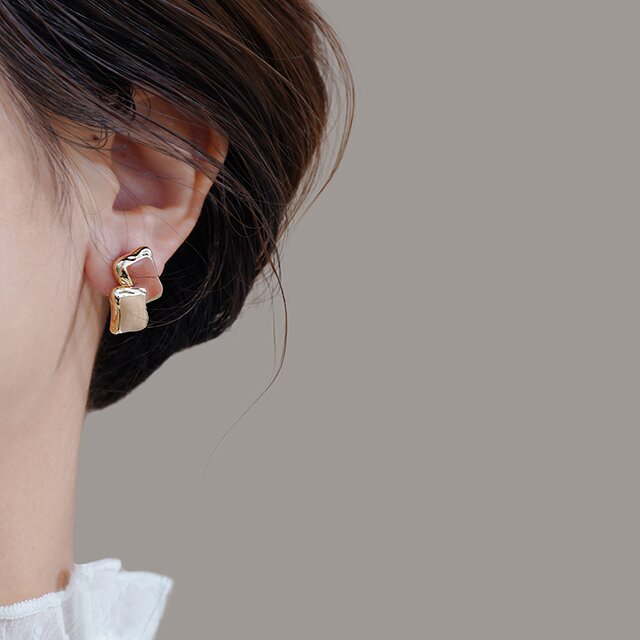 Elegant Earring for Every Occasion