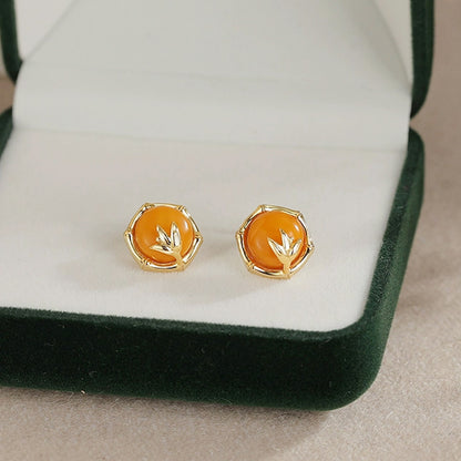 Charming Gold Earring for Any Occasion