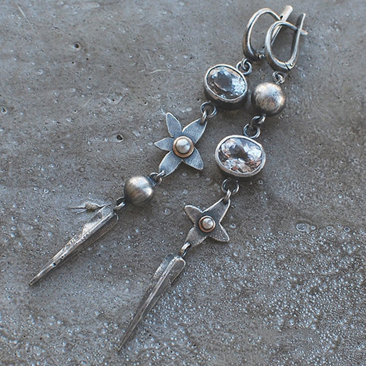Beautiful Silver Earring with Unique Style