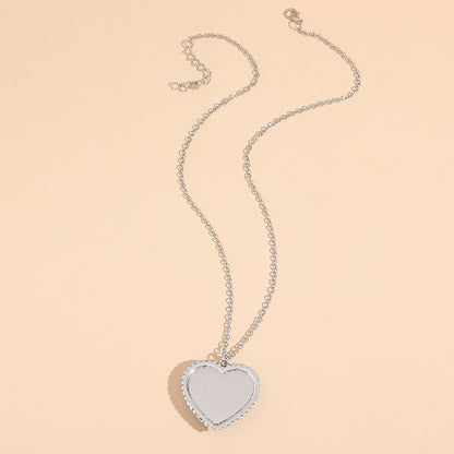 Stunning Necklace for Daily Wear