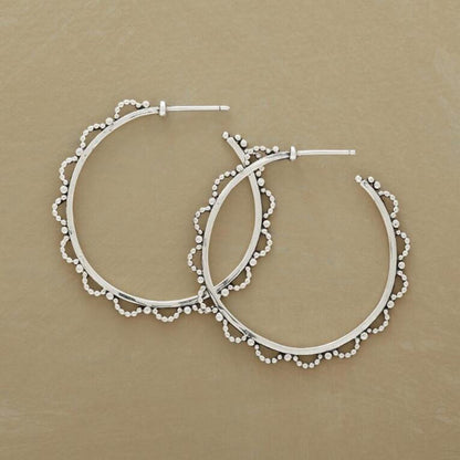 Charming Earring for Any Occasion