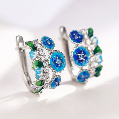 Charming Earring for Any Occasion