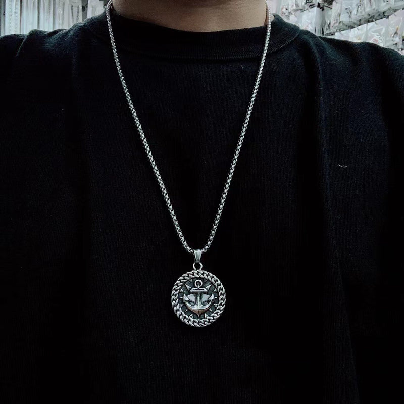 Classic Pendant with Timeless Appeal