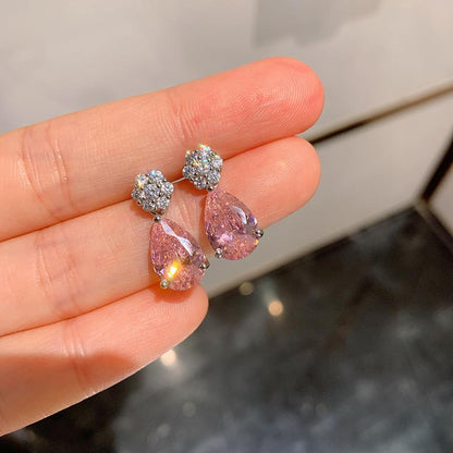 Charming Earring for Any Occasion
