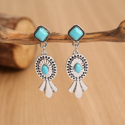 Classic Earring with Timeless Appeal