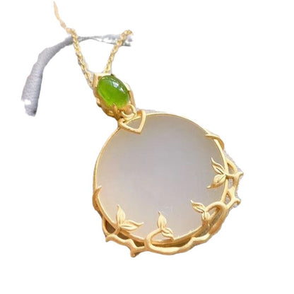 Romantic Gold Necklace for Special Moments