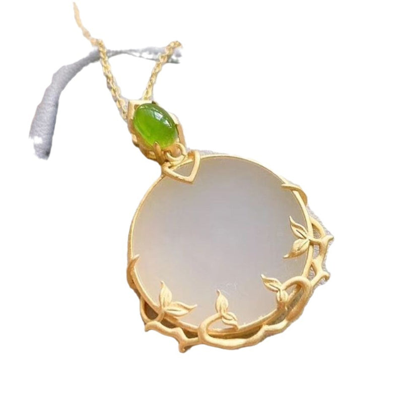 Romantic Gold Necklace for Special Moments
