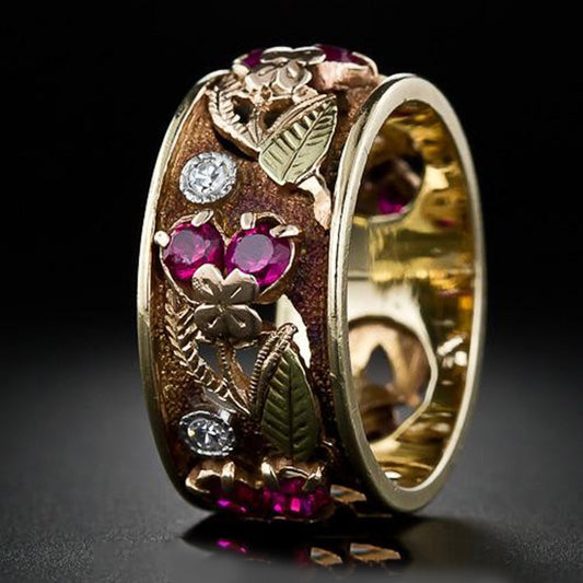 Beautiful Gold Ring with Unique Style