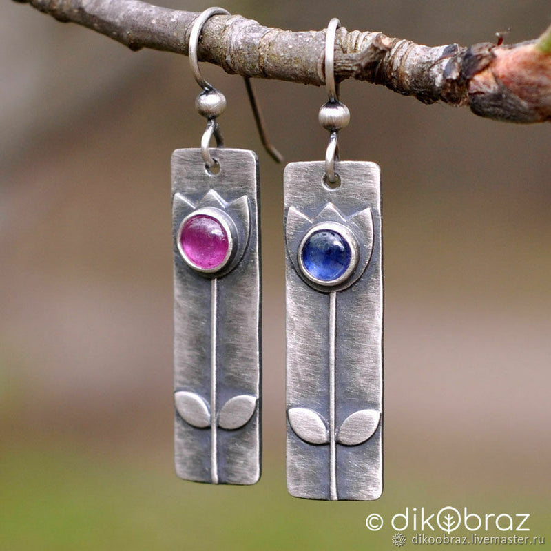 Stunning Earring for Daily Wear