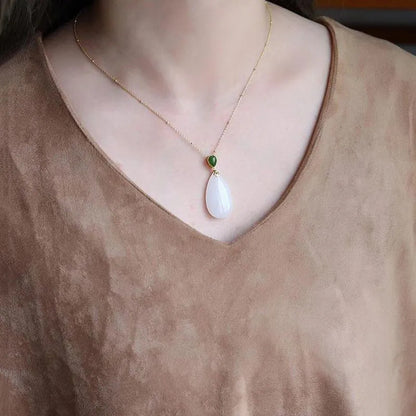 Classic Chain with Timeless Appeal