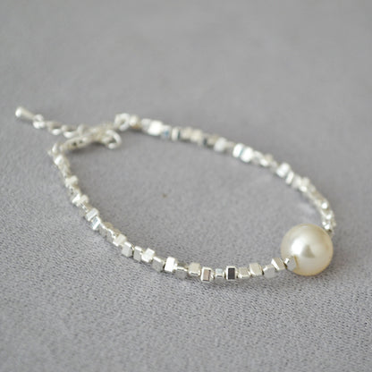 Classic Silver Bracelet with Timeless Appeal