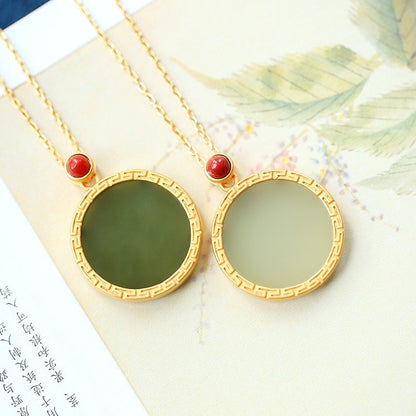 Classic Silver Necklace with Timeless Appeal