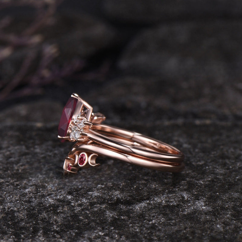 Classic Gold Ring with Timeless Appeal