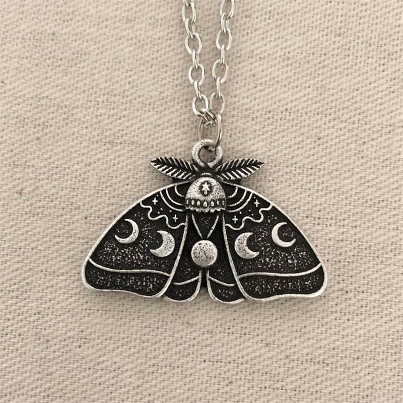 Romantic Necklace for Special Moments