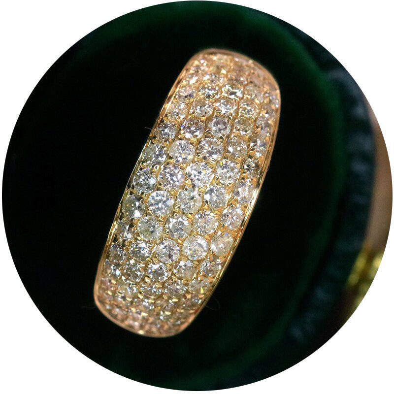Charming Piece for Any Occasion