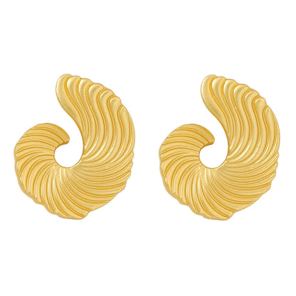 Classic Earring with Timeless Appeal