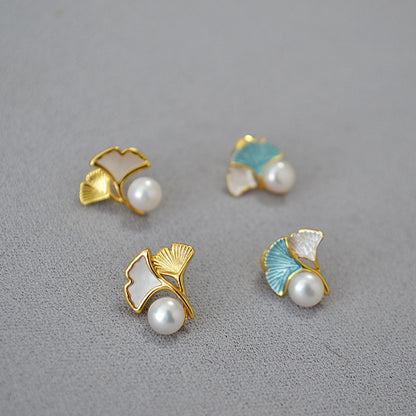 Elegant Gold Earring for Every Occasion