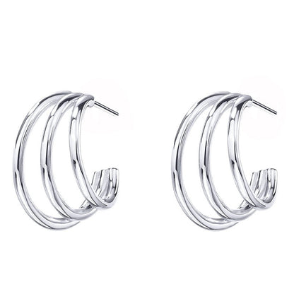 Charming Earring for Any Occasion
