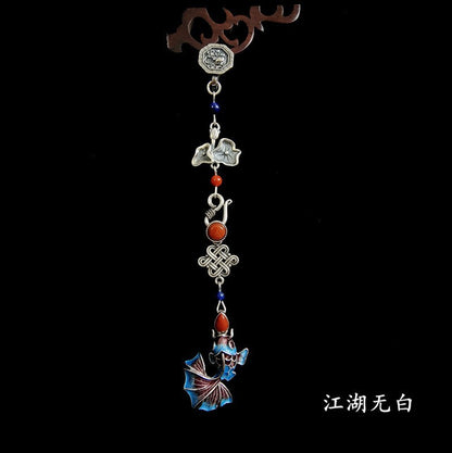 Romantic Silver Pendant for Special Moments