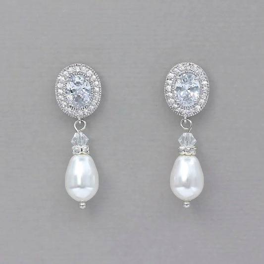 Romantic Earring for Special Moments