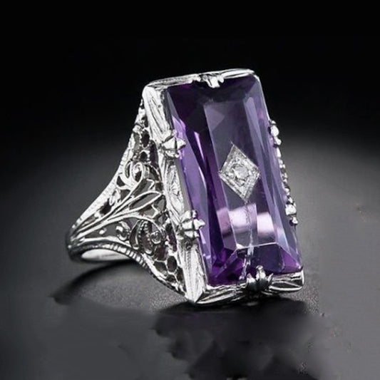 Beautiful Ring with Unique Style