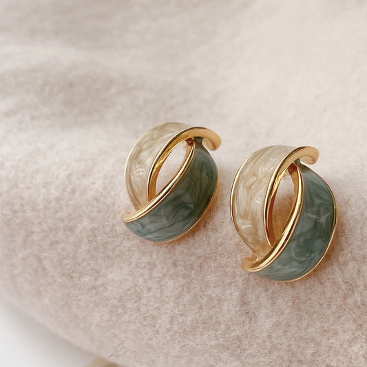 Stunning Earring for Daily Wear