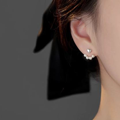 Classic Pearl Earring with Timeless Appeal