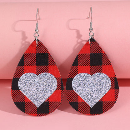 Charming Silver Earring for Any Occasion