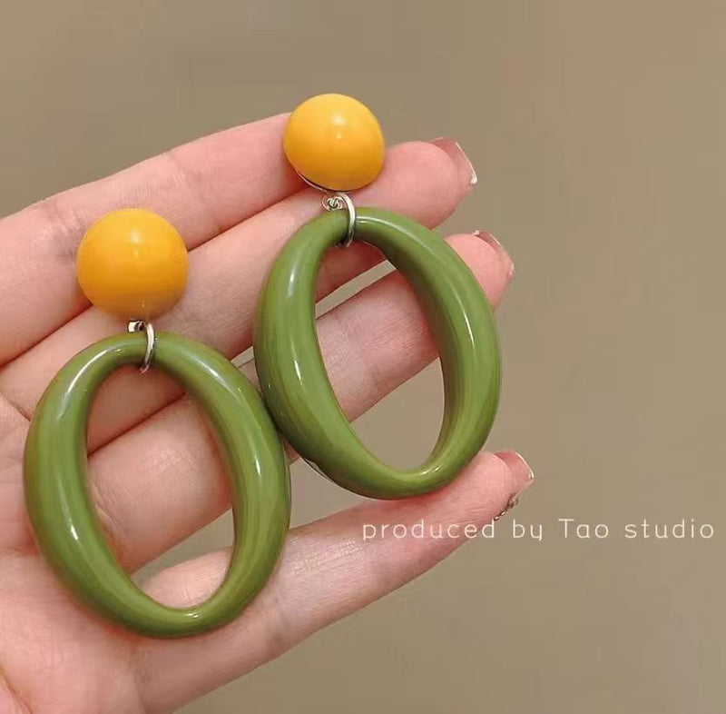 Stunning Earring for Daily Wear