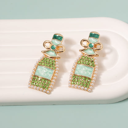 Charming Pearl Earring for Any Occasion